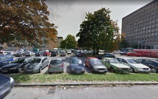 Parkovanie v Bratislave: Nové zóny a koniec parkovania na chodníkoch